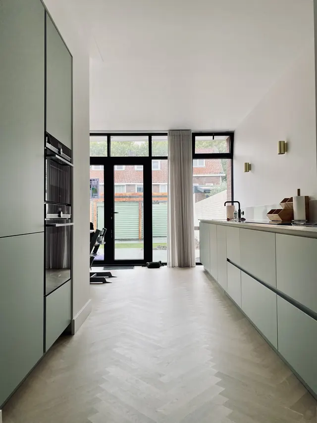 Vondelstraat, Breda: Uitbreiding en herindeling van een jaren '30 woning (afbeelding 2)