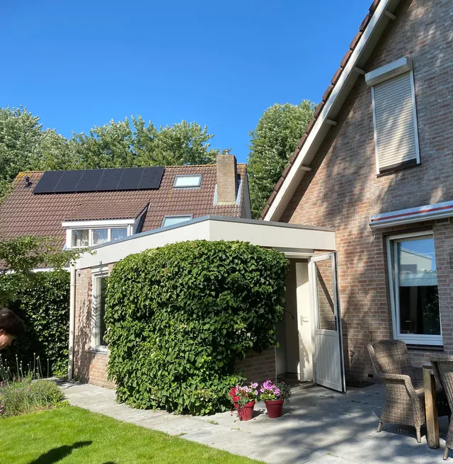 Willem Dreeslaan, Oosterhout: Transformatie van een garage en berging naar een kantoor aan huis